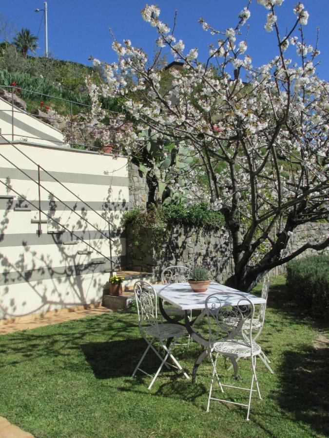5 Terre - B&B La Giuditta - Специя Экстерьер фото